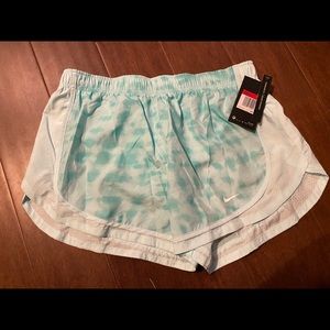 Nike running shorts size large